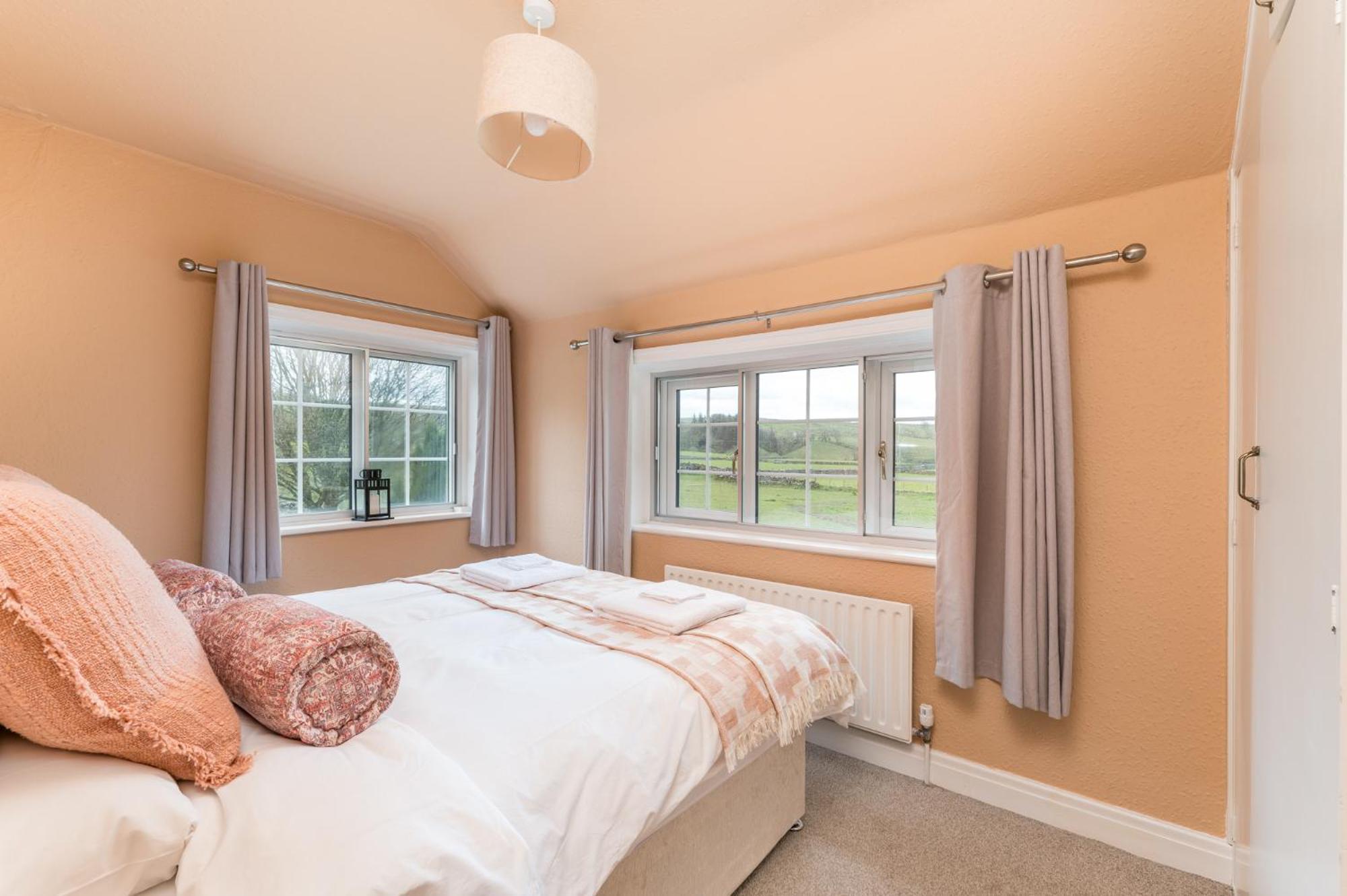 Central Malham Wellbeing Escape With Hot Tub Sleeps 8 Exterior foto