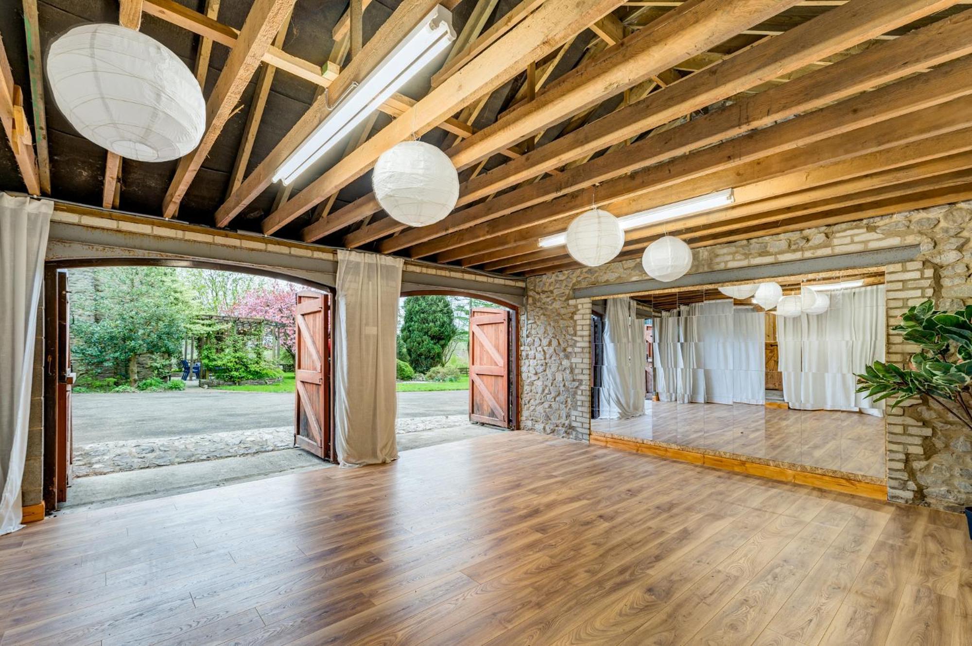 Central Malham Wellbeing Escape With Hot Tub Sleeps 8 Exterior foto