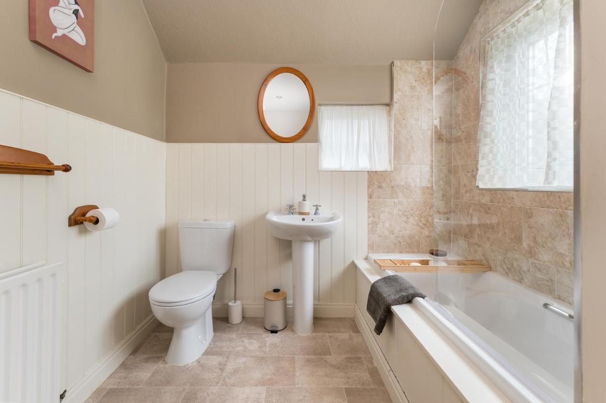 Central Malham Wellbeing Escape With Hot Tub Sleeps 8 Exterior foto